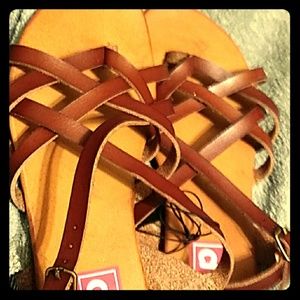 New (Pop comfort fit) sandles brown on tan soles
